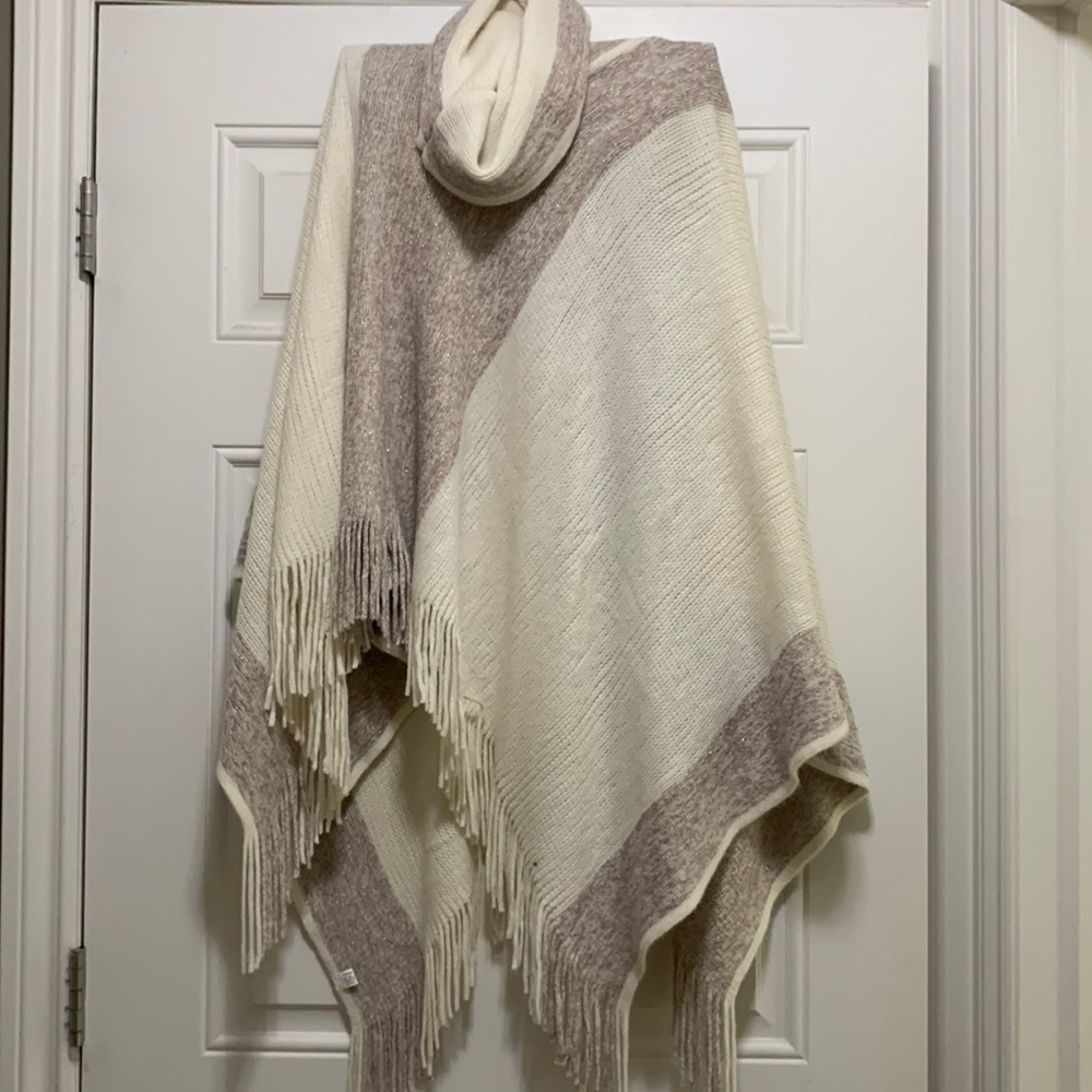 Beautiful lightweight poncho